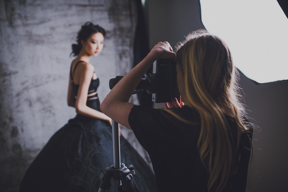 Image result for female fashion photographer behind the scenes